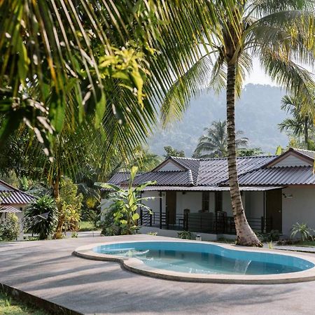 Surfer'S Village เขาหลัก ภายนอก รูปภาพ
